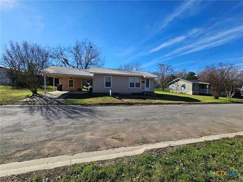 312 E Jones Street, Luling, TX 78648