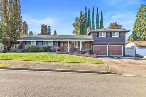 1349 Ramada Avenue, Medford, OR 97504