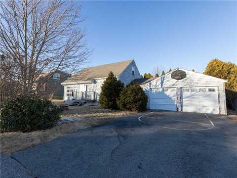 63 Clear View Avenue, Portsmouth, RI 02871