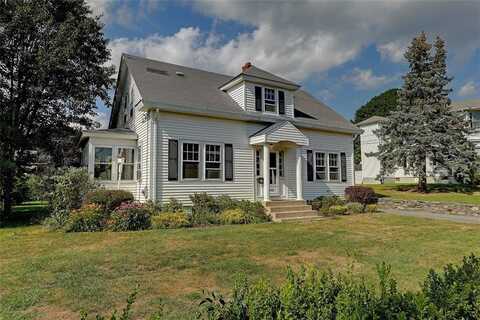 405 Maple Avenue, Barrington, RI 02806