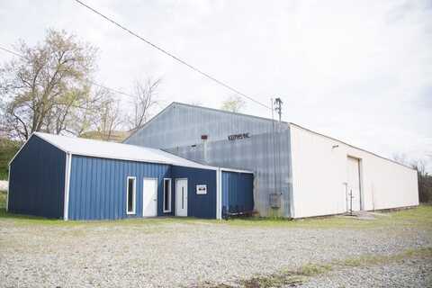 365 Vfw Road, Pounding Mill, VA 24637