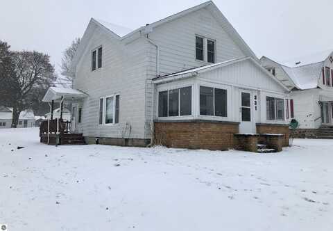 331 W Wheatland Avenue, Remus, MI 49340