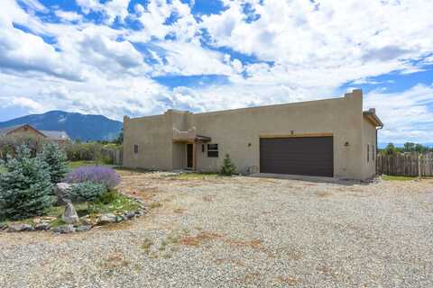 25a Sunset, Arroyo Seco, NM 87514