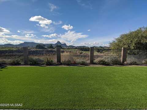 8431 N Douglas Fir Drive, Tucson, AZ 85743