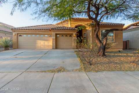 7808 E Treetop Road, Tucson, AZ 85756