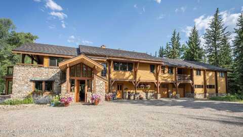 155 E BUCK MOUNTAIN Road, Jackson, WY 83001