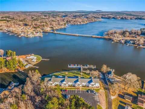 150 Rivers Edge Place, Lexington, NC 27292