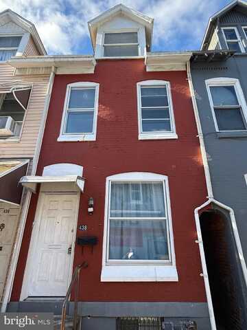 438 LOCUST STREET, READING, PA 19604