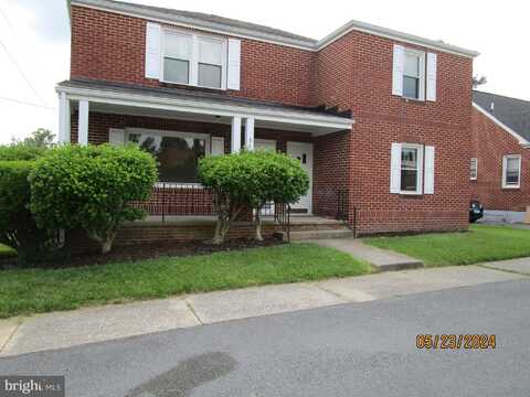 509 W KING STREET, STRASBURG, VA 22657