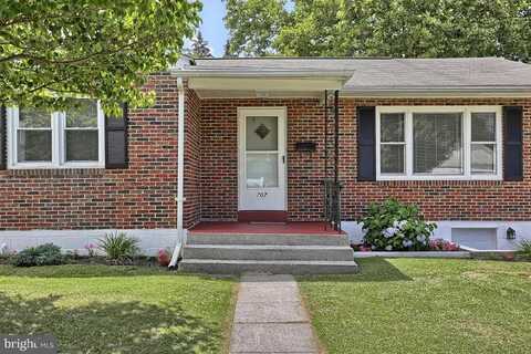 707 S 2ND AVENUE, LEBANON, PA 17042