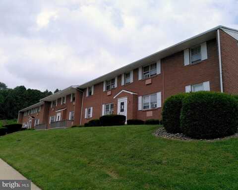 22 ORCHARD HILLS DRIVE, BOYERTOWN, PA 19512