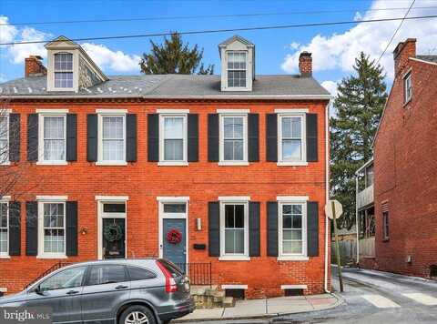 25 N ANN STREET, LANCASTER, PA 17602