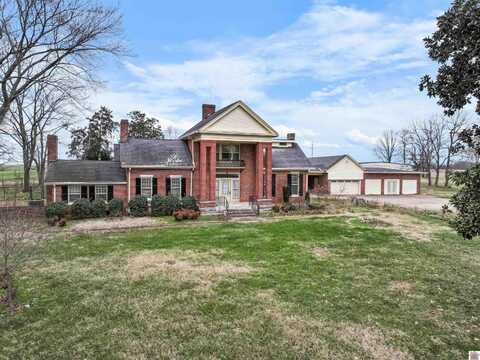 5802 Clarksville Road, Trenton, KY 42286