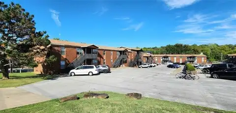 920 N Leverett AVE Unit #711, Fayetteville, AR 72701