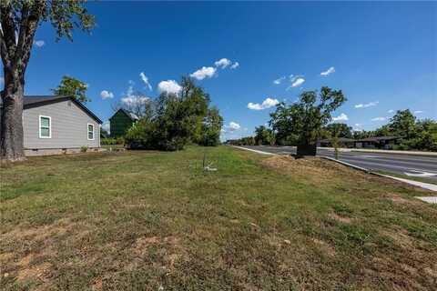 709 SE C ST, Bentonville, AR 72712