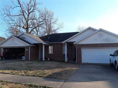 3019 W Marigold DR, Fayetteville, AR 72704