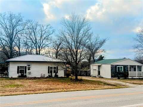 102 Pickens ST, Green Forest, AR 72638