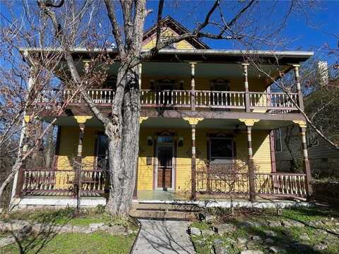 2 Prospect AVE, Eureka Springs, AR 72632