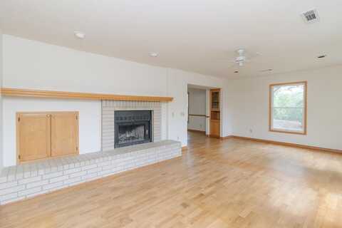 4017 N Valerie DR, Fayetteville, AR 72703