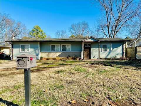 211 S Laredo AVE, Russellville, AR 72801