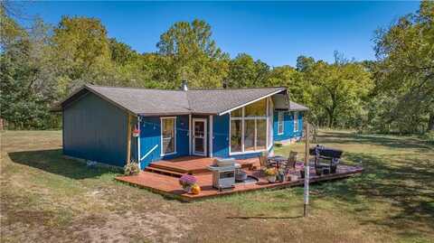 16194 Fruitwood RD, Gravette, AR 72736