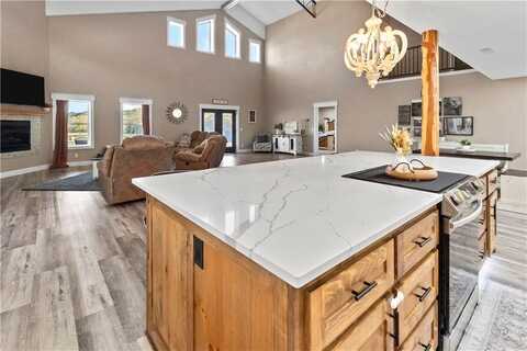 13136 Cedar Grove RD, Lead Hill, AR 72644