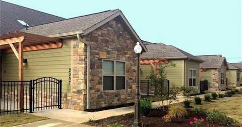 2007 Dixieland RD Unit #D, Rogers, AR 72758