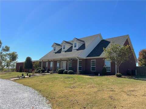 1513 Piazza RD, Springdale, AR 72762