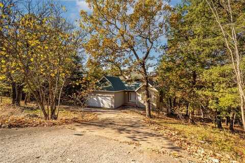 17 E Thomas CIR, Holiday Island, AR 72631