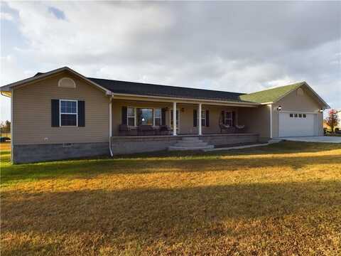 83 Old Carpenter LN, Harrison, AR 72601