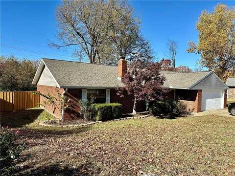 1629 Amy CIR, Springdale, AR 72762