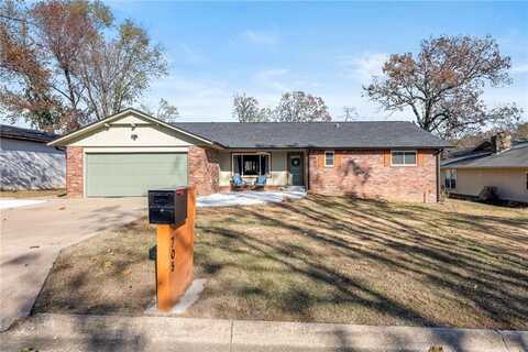 705 N Woodland DR, Rogers, AR 72756