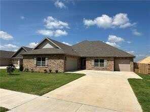 119 N Sheep Dog AVE, Farmington, AR 72730