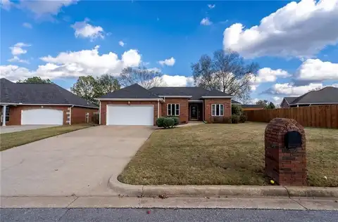 600 Primrose AVE, Siloam Springs, AR 72761