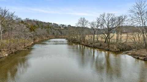 200 River Run RD, Eureka Springs, AR 72632