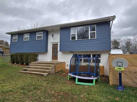 148 MAJESTIC COURT, BECKLEY, WV 25801