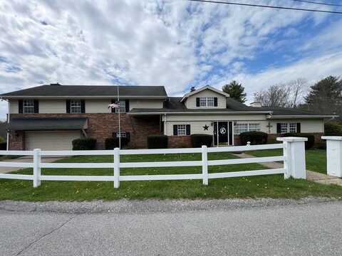 106 NORTH RIDGE ROAD, BECKLEY, WV 25801