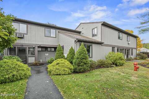 231 South Hemlock Ln, Williamstown, MA 01267