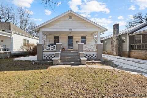 1612 Grant Avenue N, Out Of Area (LOBR), MO 65803