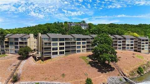 2500 Bay Point Lane, Osage Beach, MO 65065