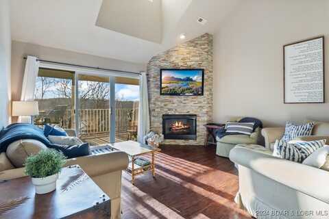 4800 Eagleview Drive, Osage Beach, MO 65065