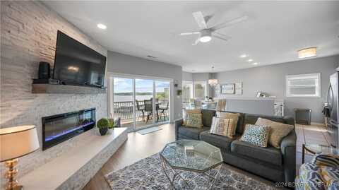 492 Regatta Bay Drive, Lake Ozark, MO 65049