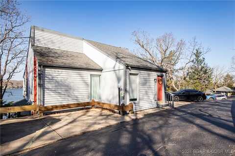 61 Topsail Place Place, Osage Beach, MO 65065