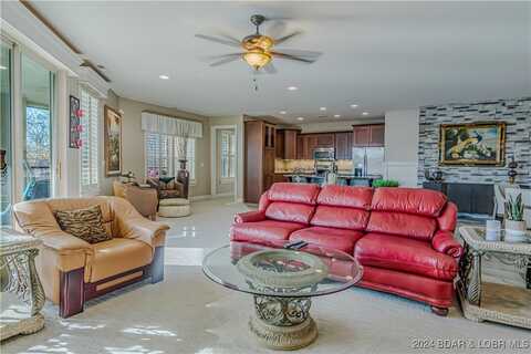 3168 Twin Rivers Pt, Camdenton, MO 65020