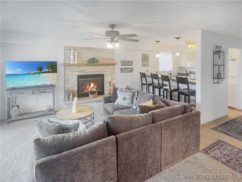 1018 Indian Pointe, Osage Beach, MO 65065