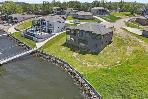 1536 Shootout Drive, Osage Beach, MO 65065