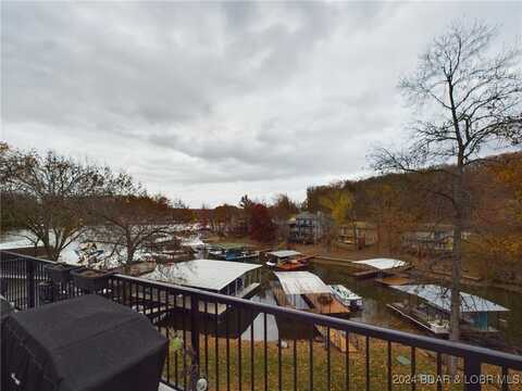 33467 Lakewood Shores Drive, Sunrise Beach, MO 65079
