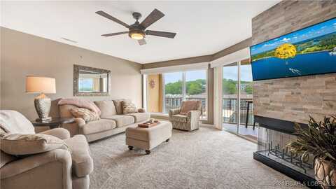 329 Bristol Bay Drive, Lake Ozark, MO 65049