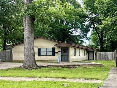 907 W 15th Avenue, Pine Bluff, AR 71601