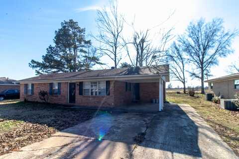 405 Dent Street, Bay, AR 72411